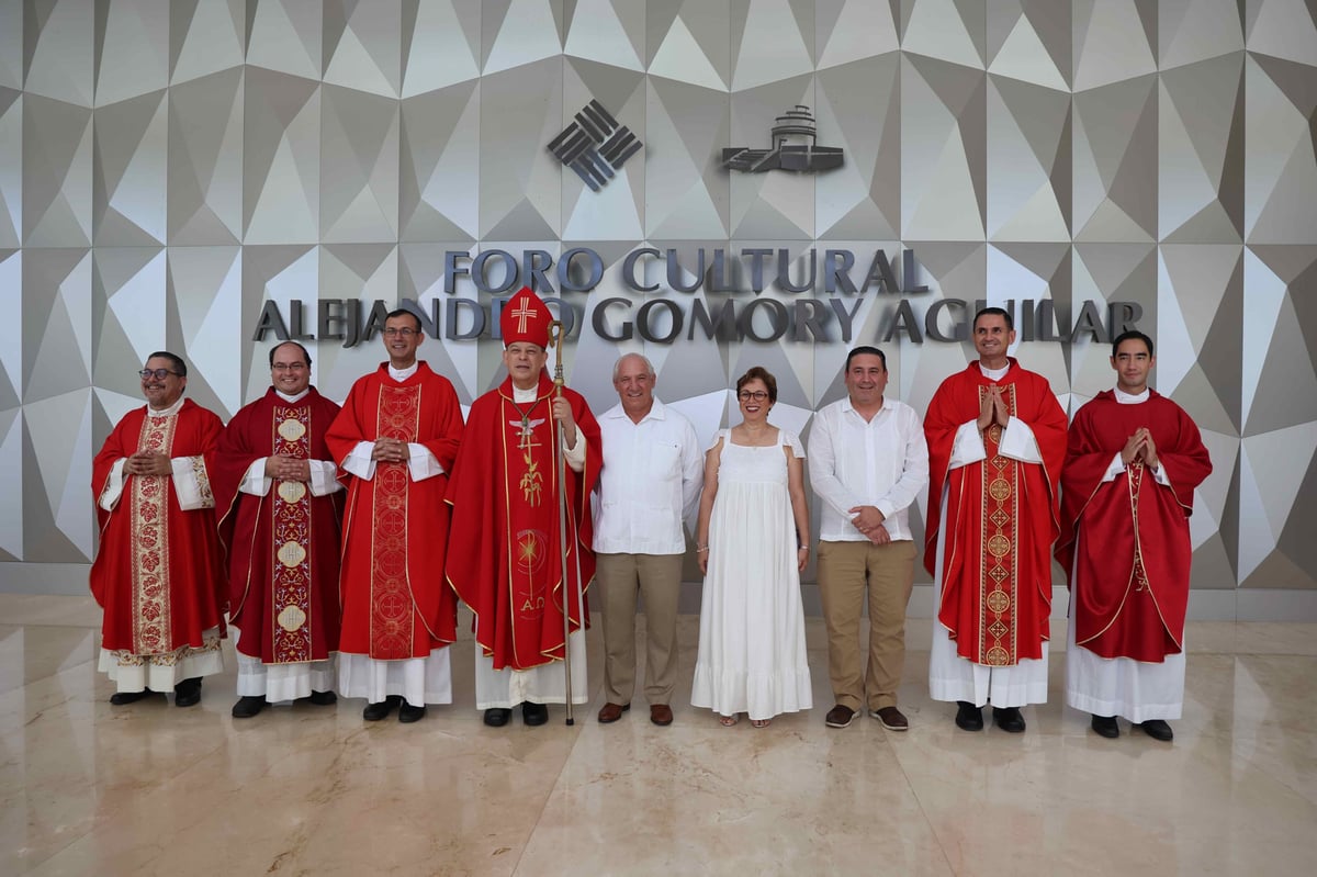 P. Jorge Martínez, P. Arturo Castañeda, P. Víctor Ávila, Mons. Gustavo Rodríguez, Mtro. Miguel Pérez, Dra. Marisol Tello, P. Aurelo Dávila, P. Stefan Wise